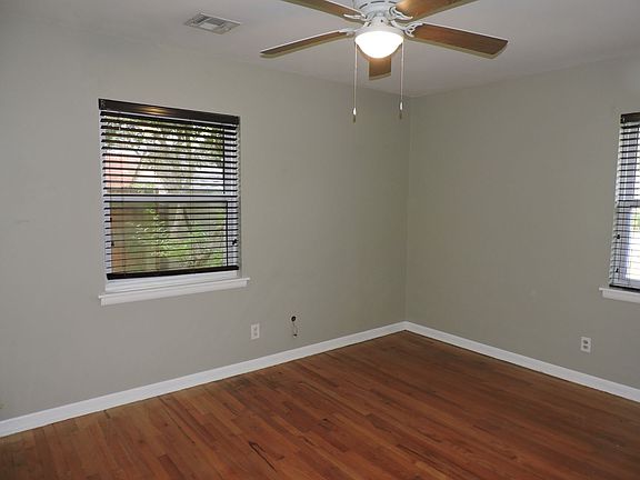 2nd image of 3641 Cherry Laurel Dr