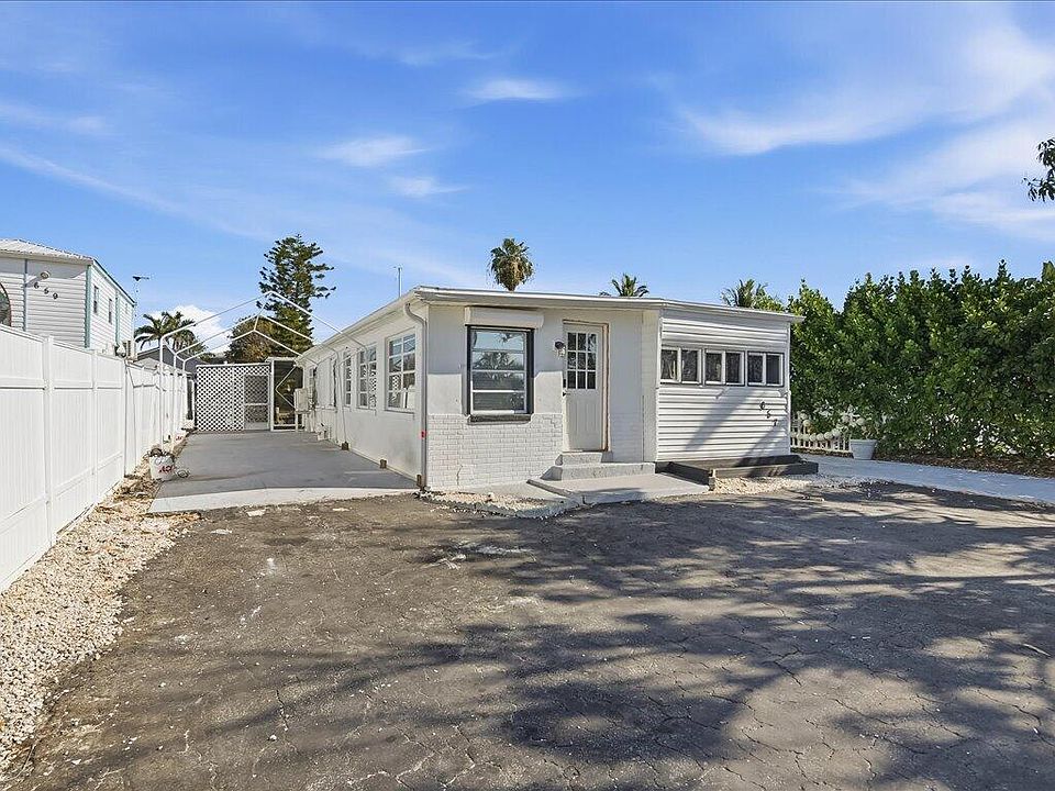 1st image of 657 Palm Ave E