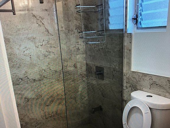5th image of 325 N L St Unit L