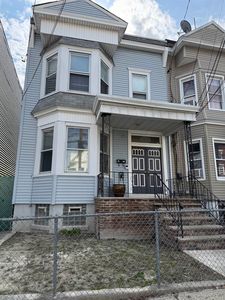 111 Orient Ave, Jersey City, NJ, 07305