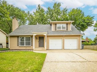 16402 W 149th Ter, Olathe, KS 66062