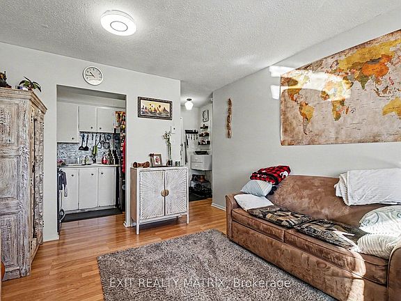 5th image of 2044 Arrowsmith Dr #203