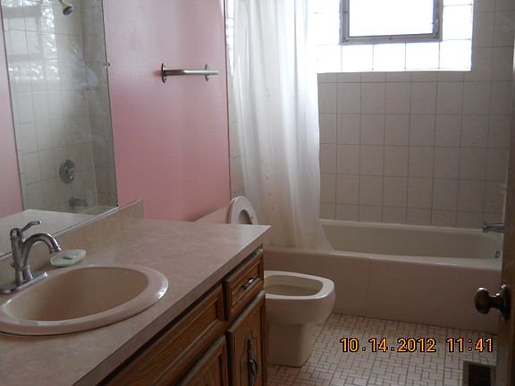 4th image of 7726 Moody Ave