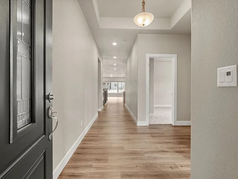 16353 Cattle Creek Ct — Photo 4