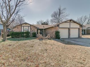 8448 Crestline Dr, Oklahoma City, OK 73132