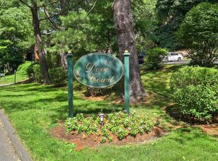 8 Dove #8-F, Croton On Hudson, NY 10520