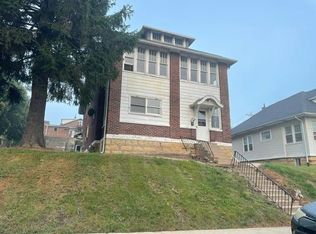 1381 Belmont St, Dubuque, IA 52001