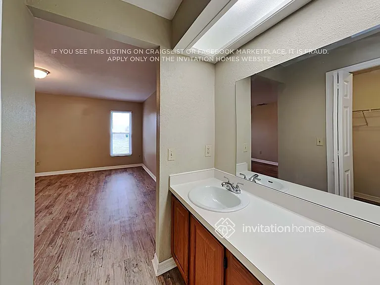 2800 W Covington Dr — Photo 15