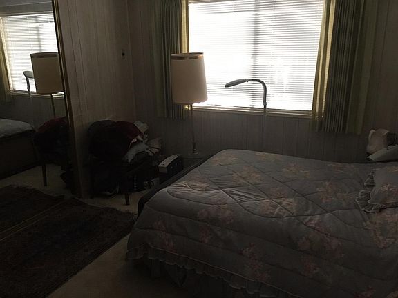 3rd image of 70 Quail Hollow Dr