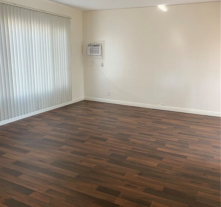 2nd image of 1100 College View Dr APT 2