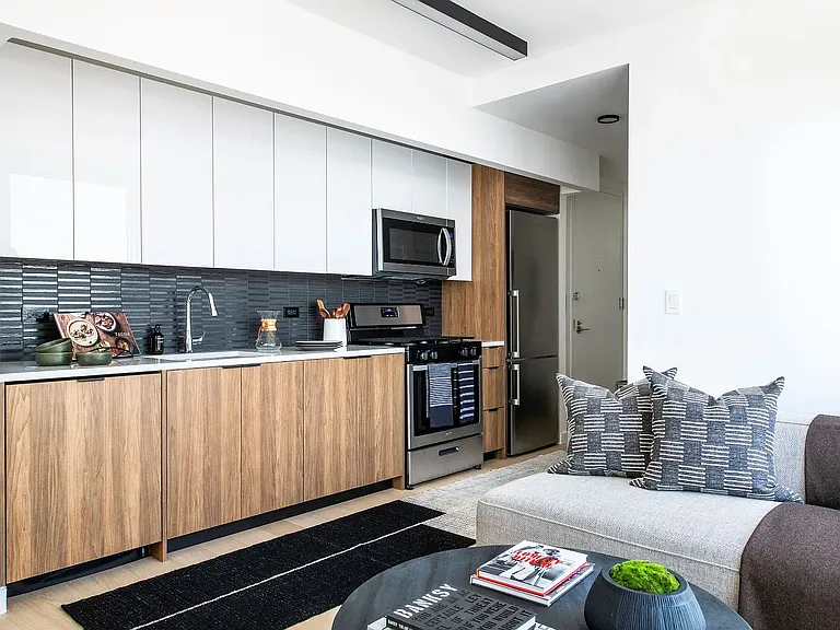 56-27 2nd St #2609 — Photo 3