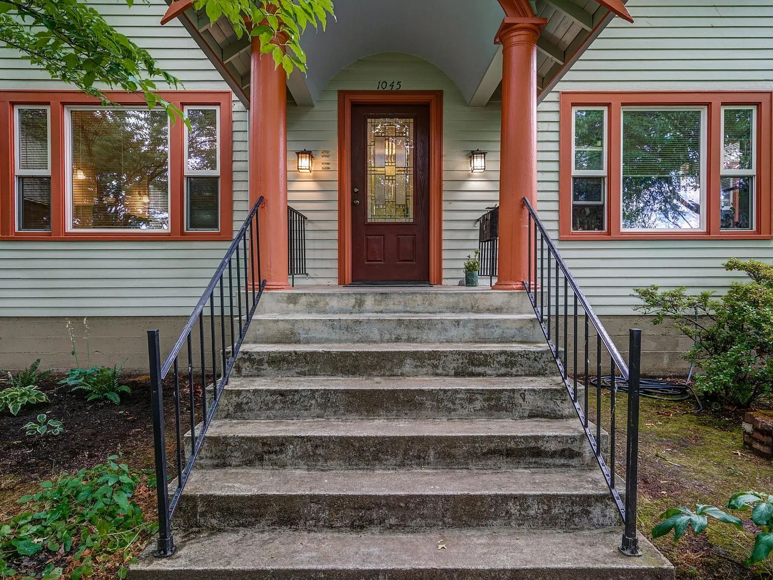 1 bed, 750 sqft, $1,200 — Photo 3