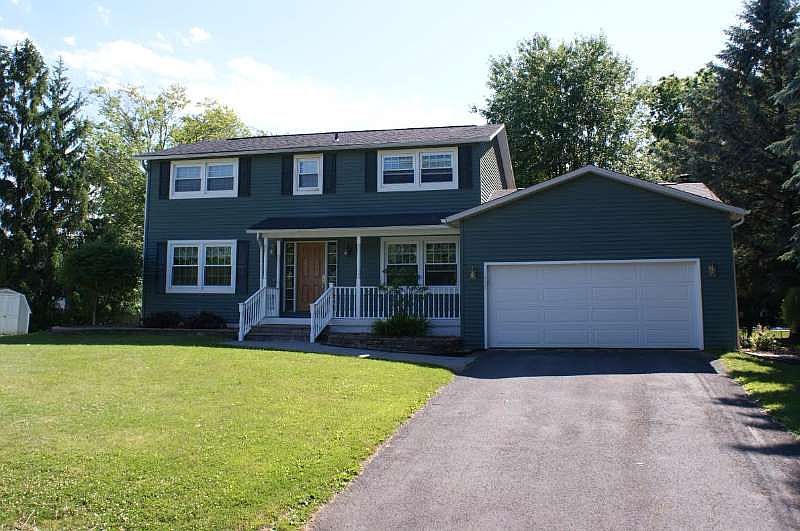 1st image of 117 Fleetwood Ln
