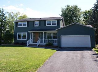117 Fleetwood Ln, Minoa, NY 13116