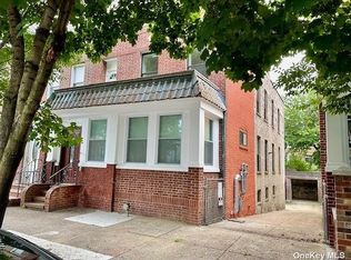 3273 45th St, Astoria, NY 11103