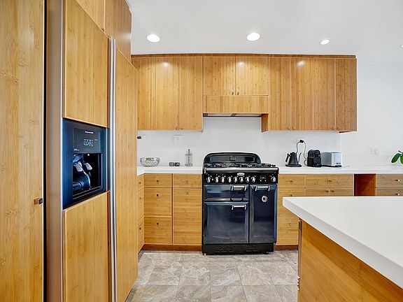 3rd image of 1585 S Coast Hwy APT 23
