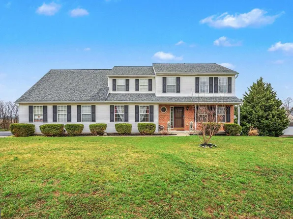 2455 Brandywine Ln, York, PA 17404