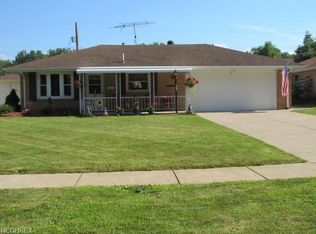 626 High St, Elyria, OH 44035