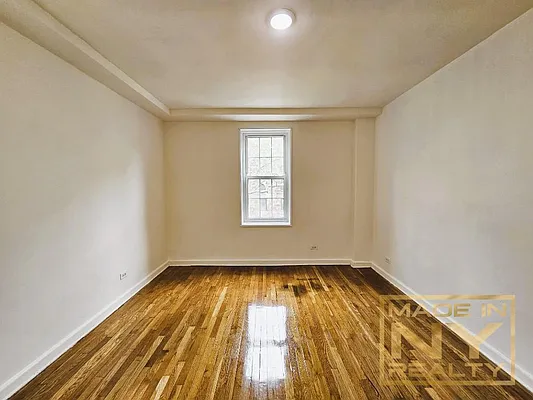 Rented by Made In NY Realty | media 6