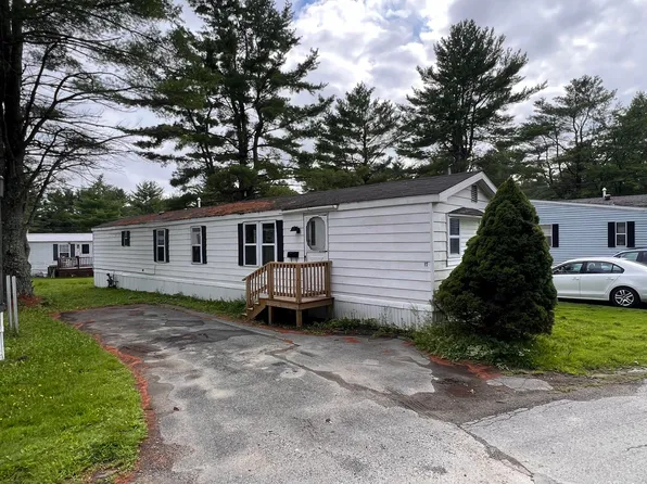 17 Victoria Drive, Waterville, ME 04901