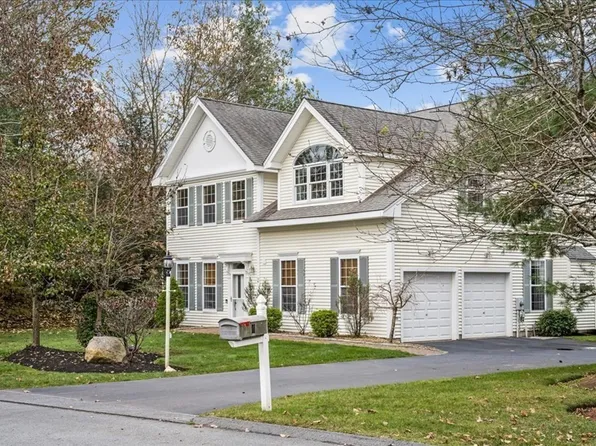 4 Beechwood Ln #4, Southborough, MA 01772