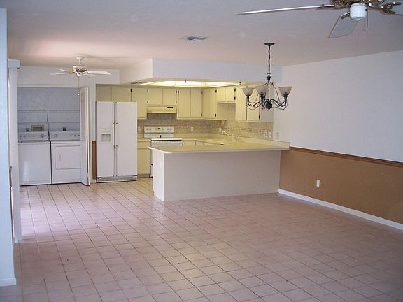 4th image of 26977 Spanish Gardens Dr