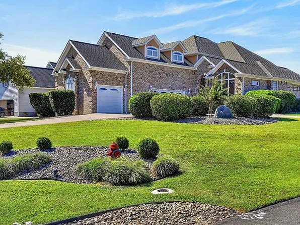 100 Lookout Rdg, Cedar Pt, NC 28584