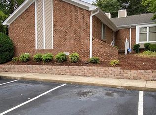 5134 Autumncrest Dr, Greensboro, NC 27407