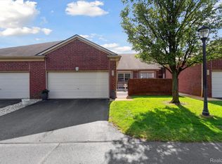 7579 Thomas Ct, Shelby Township, MI 48317