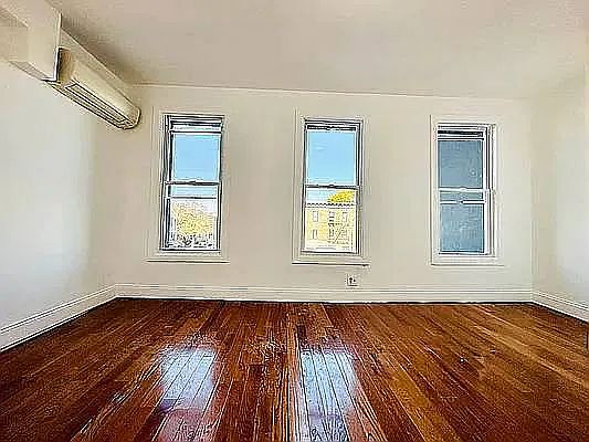 2nd image of 2280 Atlantic Ave Floor 2