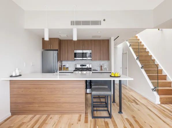 1064 Hancock Street image 1 of 12