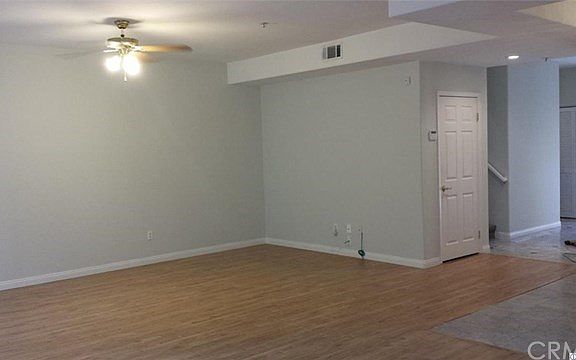 4th image of 1122 Arcadia Ave Unit B