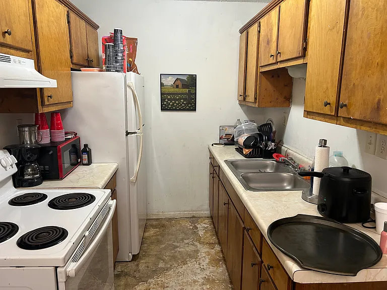 214 Lambs Rd #D — Photo 10