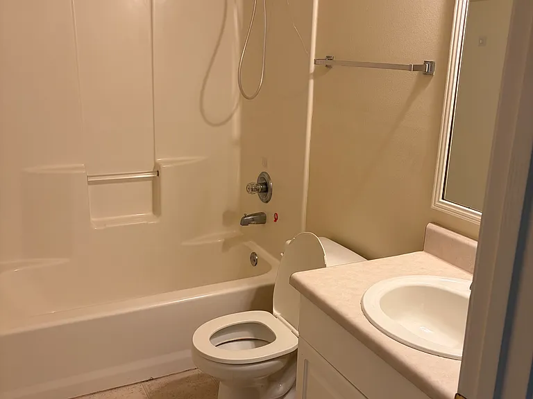 Chantilly Cir — Photo 13
