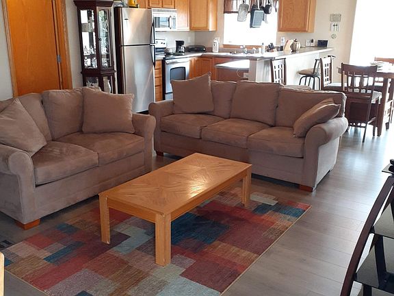 3rd image of 510 Sicily Ct