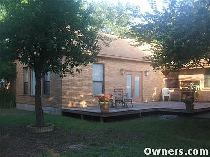 deck to Master bedroom