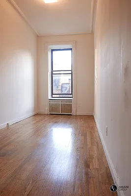 Rented by JK Dansar Corp | media 10