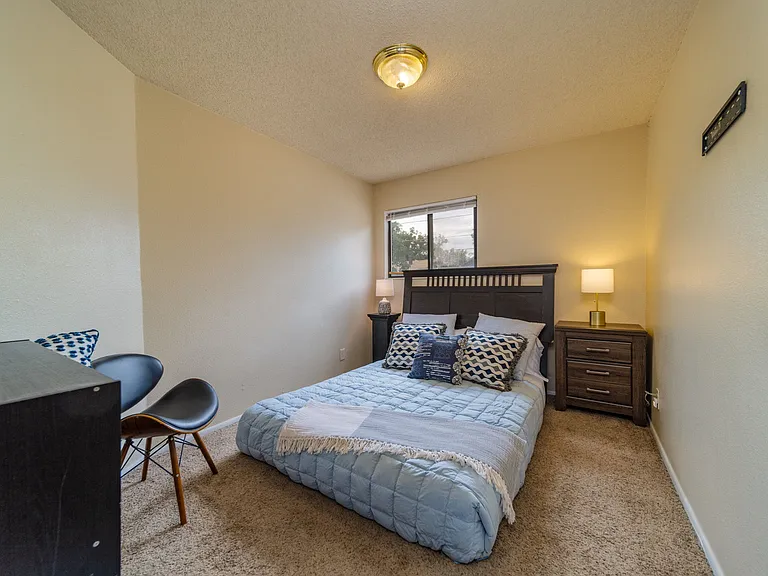 1301 Rood Ave #2 — Photo 11