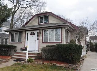 2782 Wilson Ave, Bellmore, NY 11710
