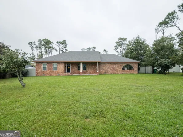 2301 Azalea Dr, Valdosta, GA 31602