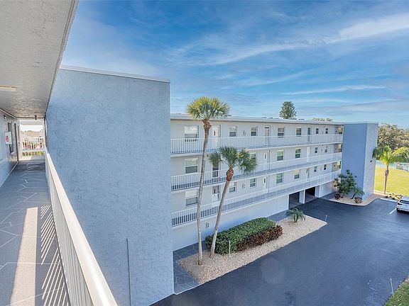 3rd image of 719 Pinellas Bayway S APT 209
