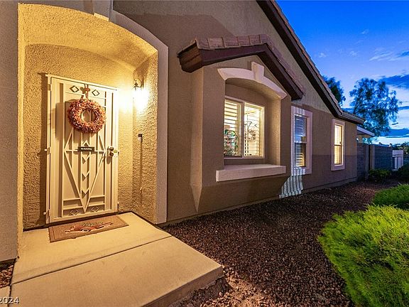 4th image of 10224 Birch Bluff Ln