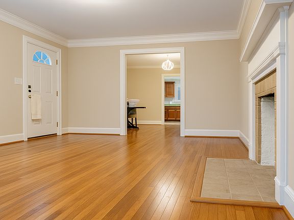 3rd image of 2449 Greenland Ave
