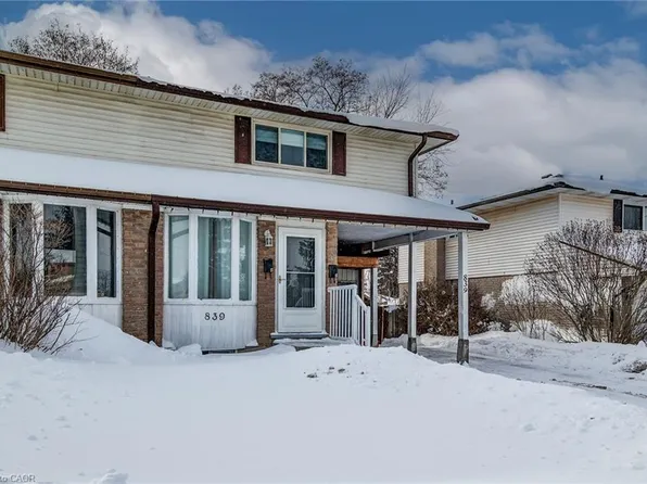 839 Doon Village Rd, Kitchener, ON N2P 1A1