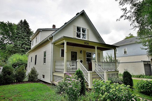 1st image of 808 Forest Ave
