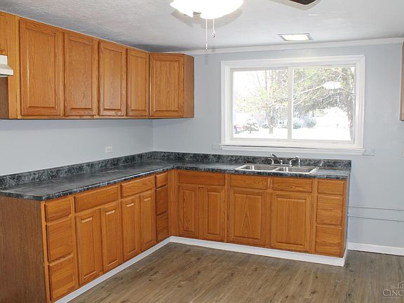2nd image of 174 B St