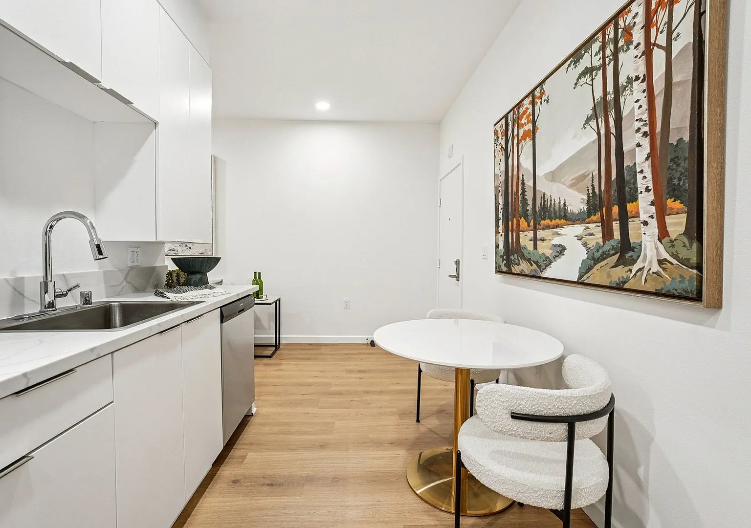 8733 Reading Ave - The Stride — Photo 4