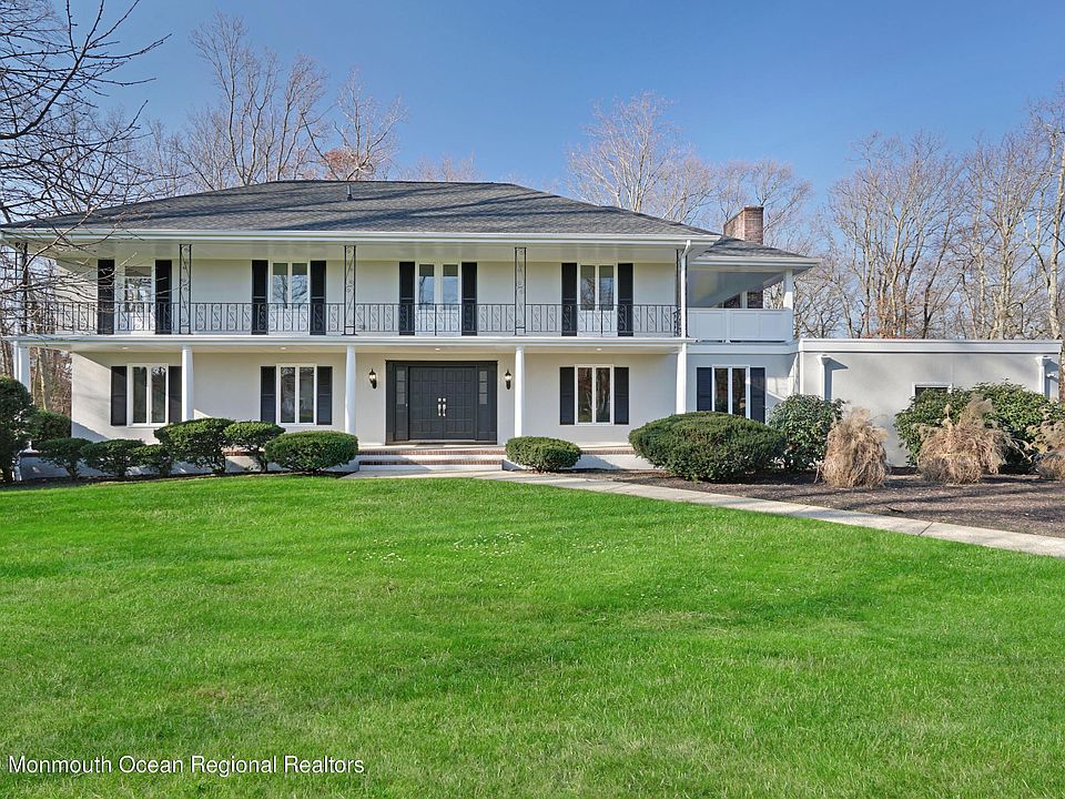1st image of 504 Eagle Point Dr