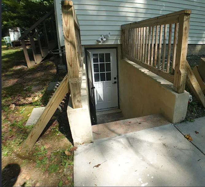 2 bed, 1000 sqft, $1,800 — Photo 2