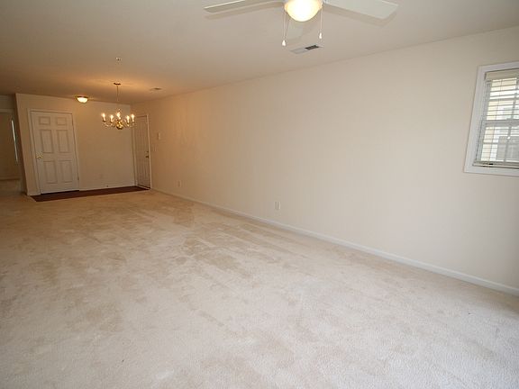 4th image of 5106 McConnell Dr